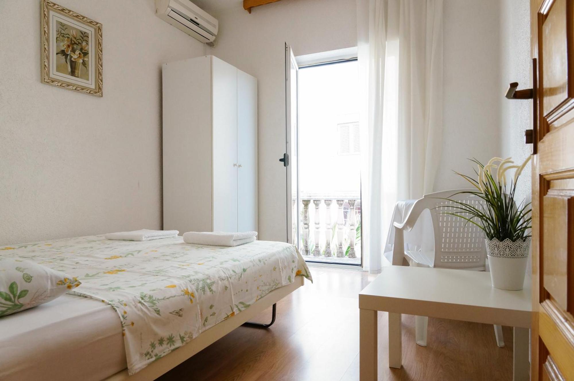 Guest House Heart Of Budva Exterior foto